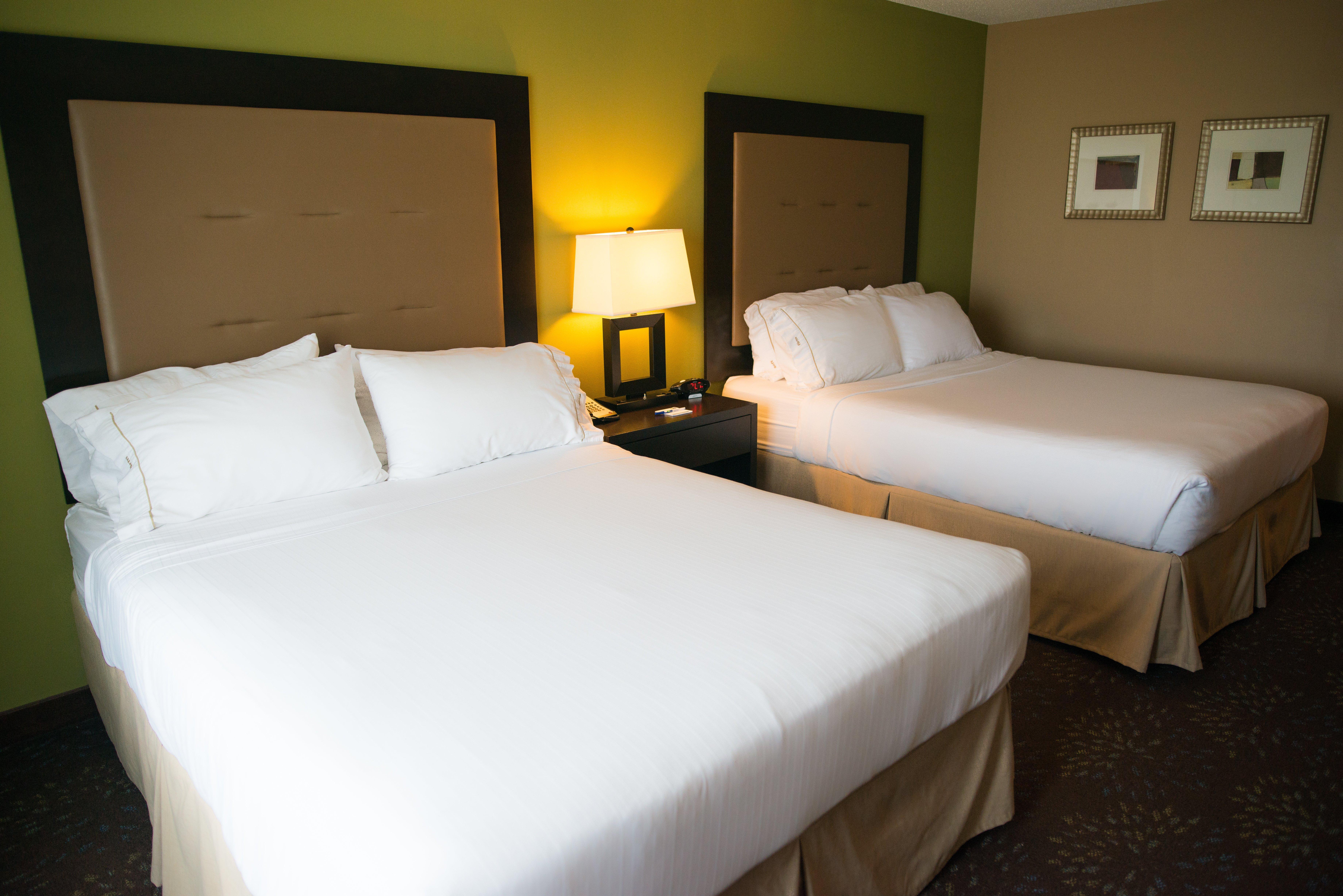 Holiday Inn Express & Suites Northwood, An Ihg Hotel Bagian luar foto